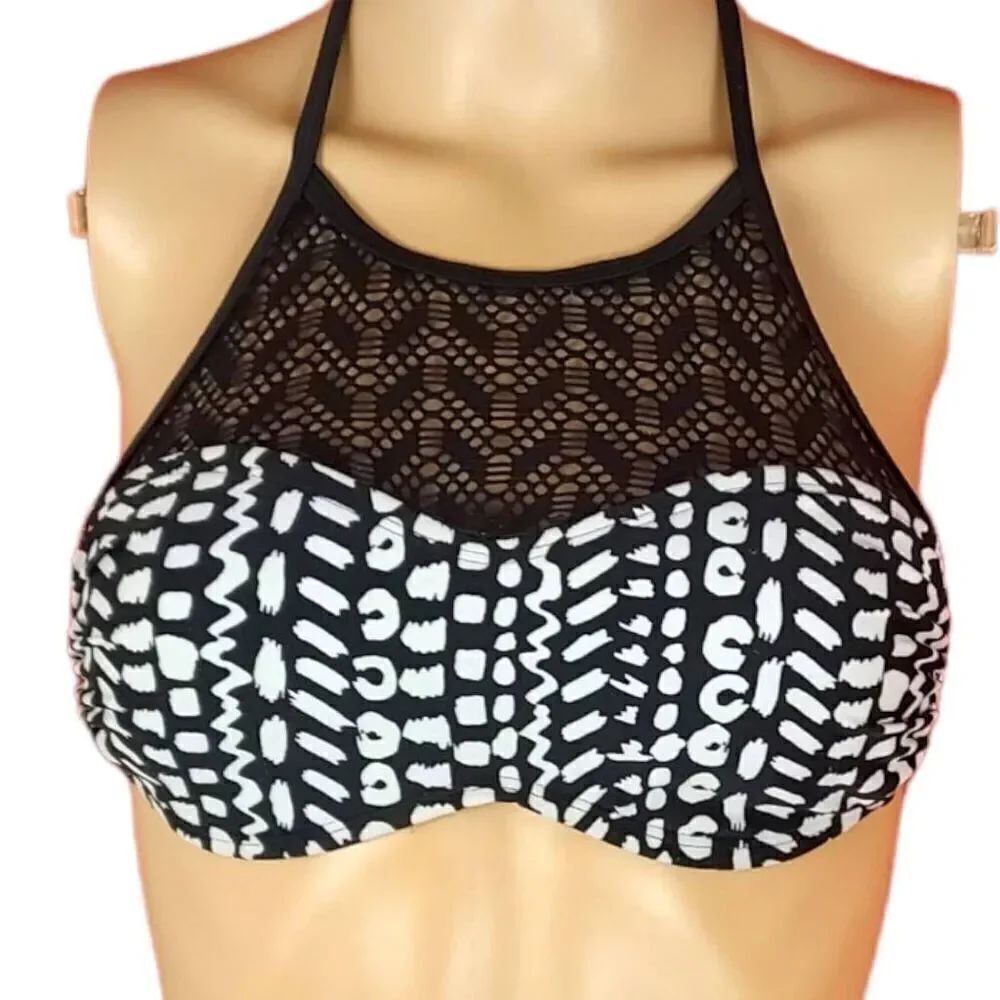 xhilaration swim top , halter , high neck size small